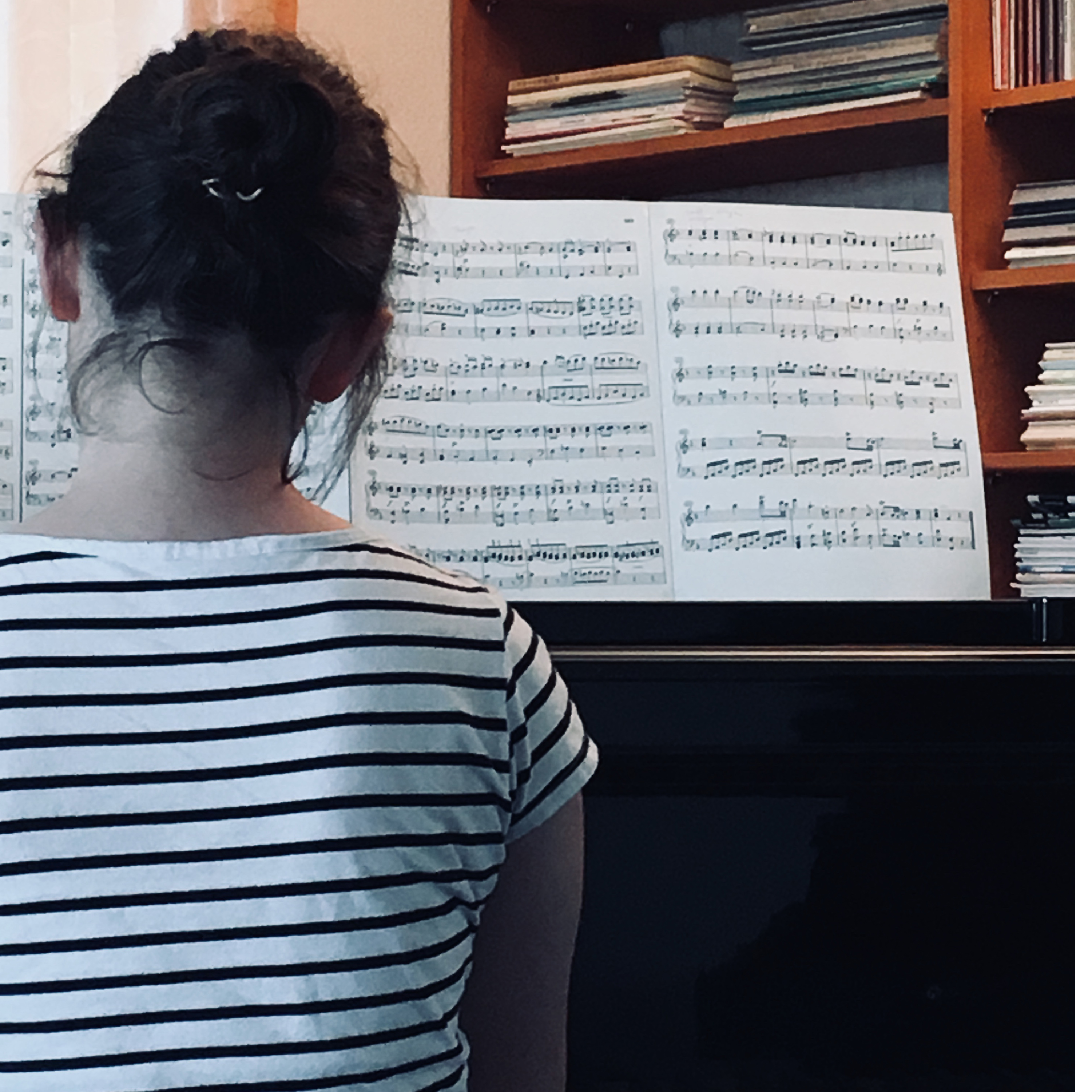 Klavierunterricht, Unterrichtsmethodik, Notenblatt, Flügel, Klavierschule pianoforte Leonberg, Aki Pampus