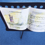 Manege frei für Lukas!, Notenständer, Aki Pampus, Pianoforte Leonberg